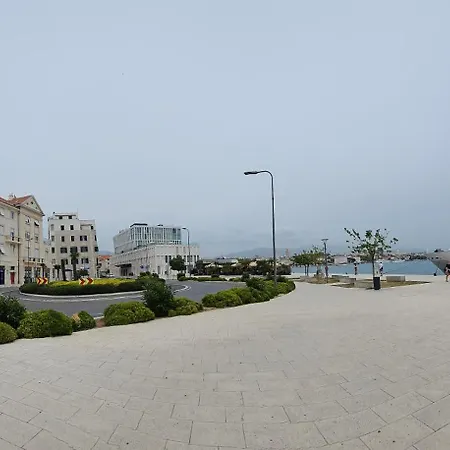 Minja *